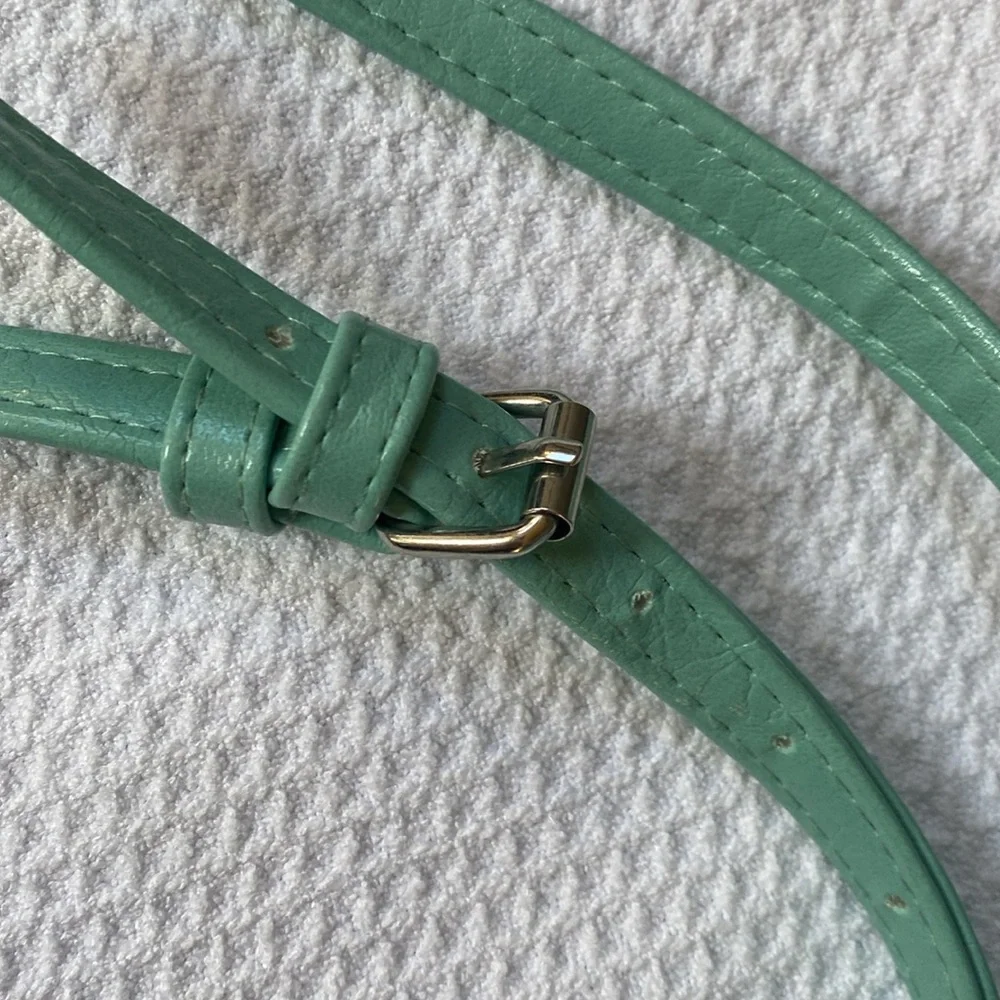 Tiffany blue. Cross body card holder - Picture 6 of 6